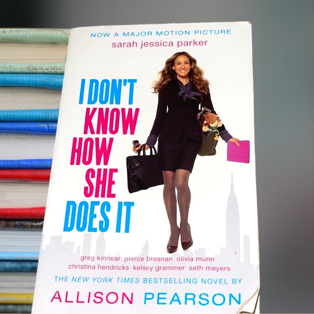 I Don’t Know How She Does It book by Allison Pearson -New York Times Bestseller
